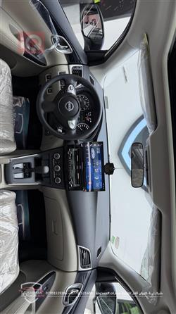 نيسان سيلفي